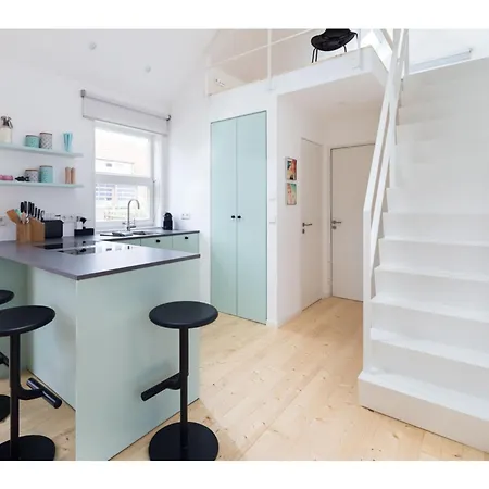 Nordhaus Modern Retreat Tatil Evi